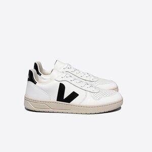 VEJA V-10 BLACK AND WHITE LEATHER SNEAKERS 40 7 M 9 W